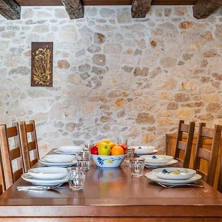 Steinhaus Am Mit E Ladestation Prázdninový dům